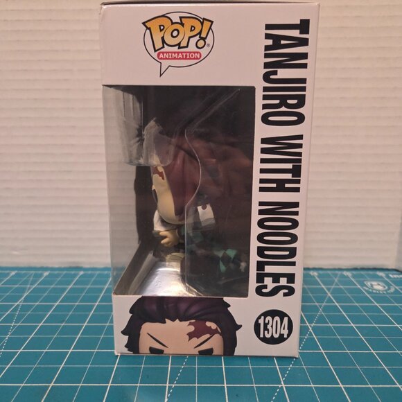 Funko POP Animation Demon Slayer Tanjiro Kamado With Noodles 1304 Vinyl Figure - Picture 2 of 6
